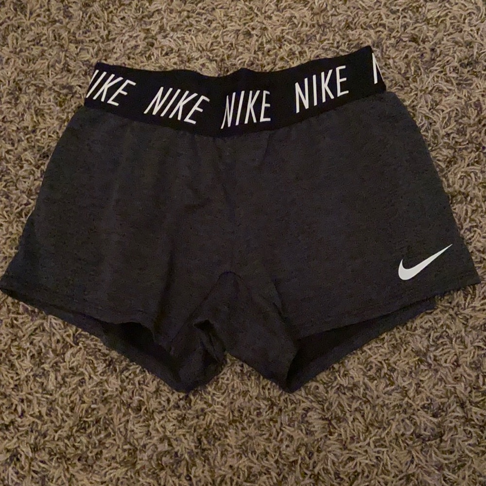 Black nike athletic shorts